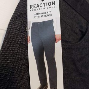 NWT Reaction Kenneth Cole Gray Straight Fit Pants, Size 33 X 29*